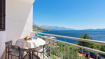 Apartment (A1) | Balcony
