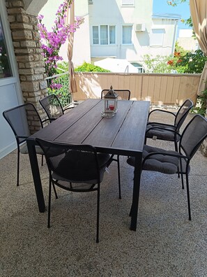 Apartment (A1) | Speisen im Freien