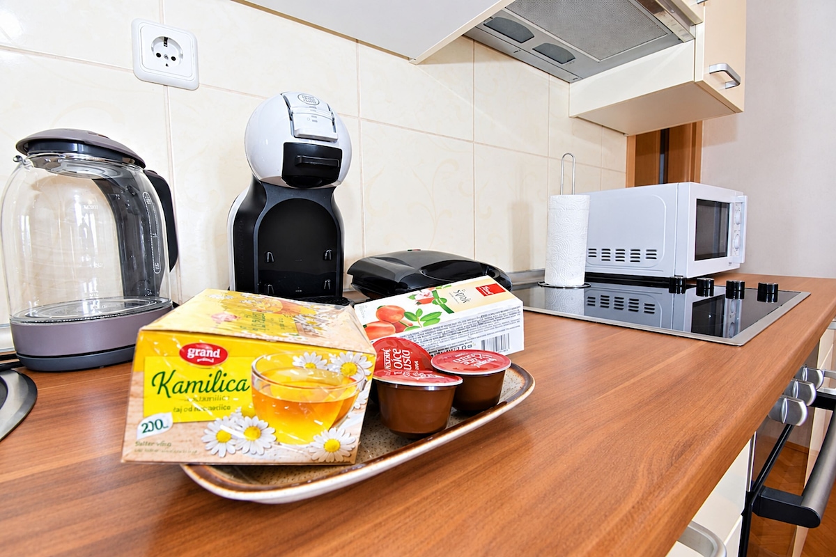 Apartment (A2) | Private kitchen