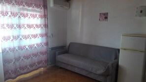 Appartement (A2) | Coin séjour | Télévision