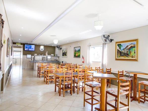 Colazione a buffet inclusa, servita tutte le mattine 