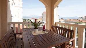 Balcony - Apartments Mara (Supetar)