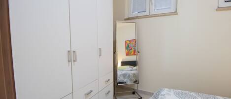 1 makuuhuone, silitysrauta/-lauta, ilmainen Wi-Fi, vuodevaatteet