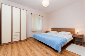 Free WiFi - Apartments Mladen (Marina)