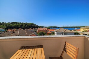 Apartment (A1) | Balkon