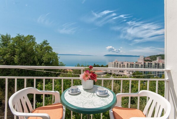 Studio (A1) | Water view