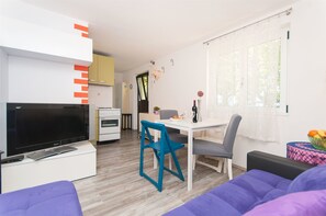 Apartment (A6) | Living room - Apartments Zorica (Tucepi)