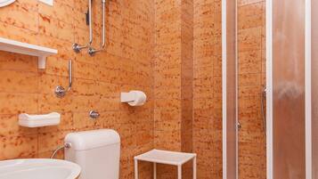 Studio (A4) | Badezimmer | Dusche