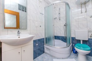 Studio (A2) | Salle de bain