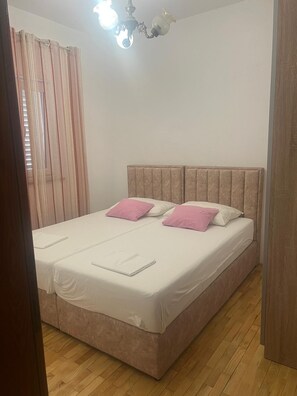 apartman (A1) | Vasaló/vasalódeszka és ingyenes wifi