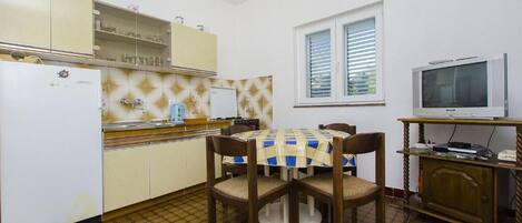 Apartment (A2) | Private kitchen