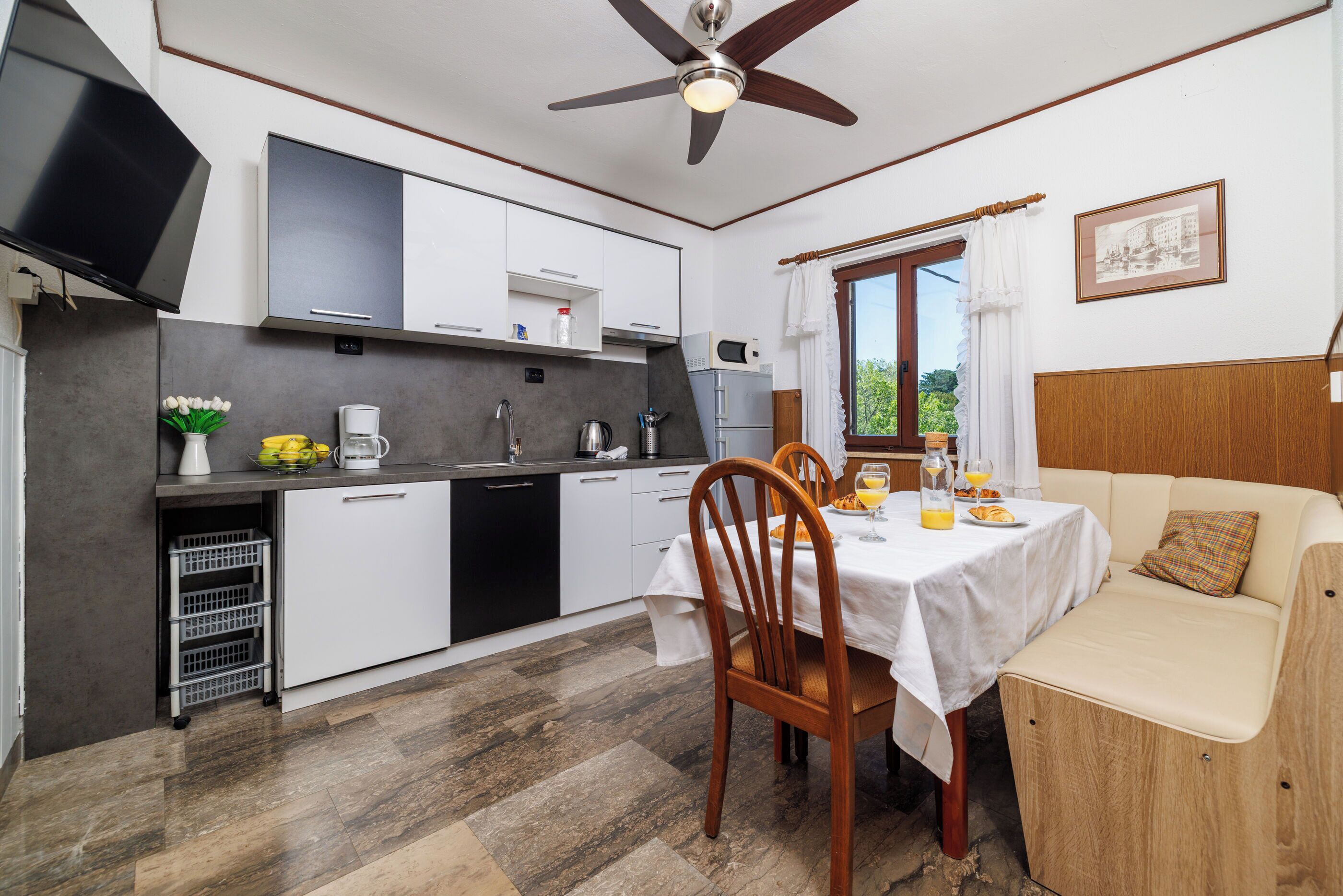 Apartment (A1) | Eigene Küche