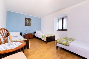 Apartment (A1)