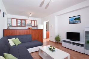 Apartment (A3) | Living room - Apartments Marijana (Opatija)
