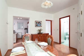 Dining - Apartments Marijana (Opatija)