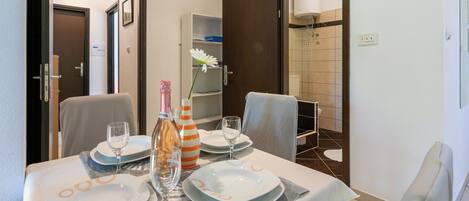 Apartment (A2) | Private kitchen | Fridge, microwave, oven, stovetop