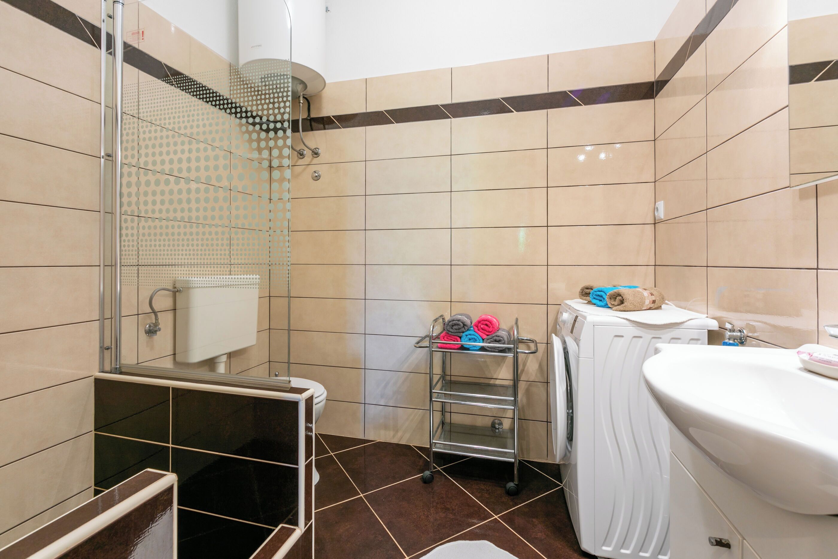 Appartement (A2) | Badkamer | Een douche