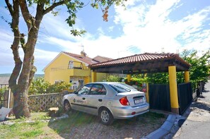 Exterior - Apartments Milivoj (Krk)