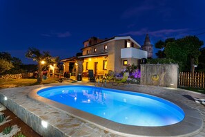 Piscine extérieure