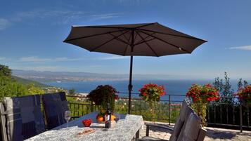 Apartment (A1) | Water view