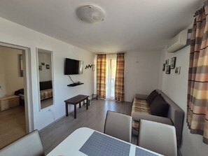 TV - Apartment Paulina (Cres)