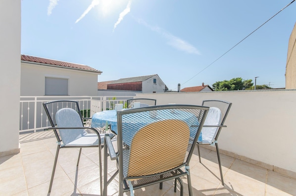 Apartment (A1) | Terrace/patio