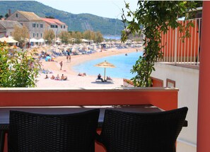 Apartment (A2) | Water view - Apartments Eva (Primosten)