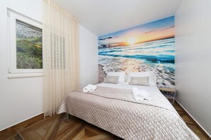 Apartment (A2)