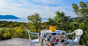 Courtyard - Apartments Nina (Senj)