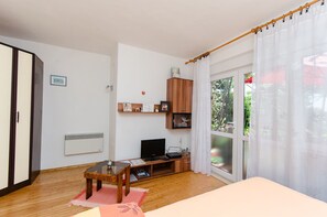 Wohnzimmer | Fernseher