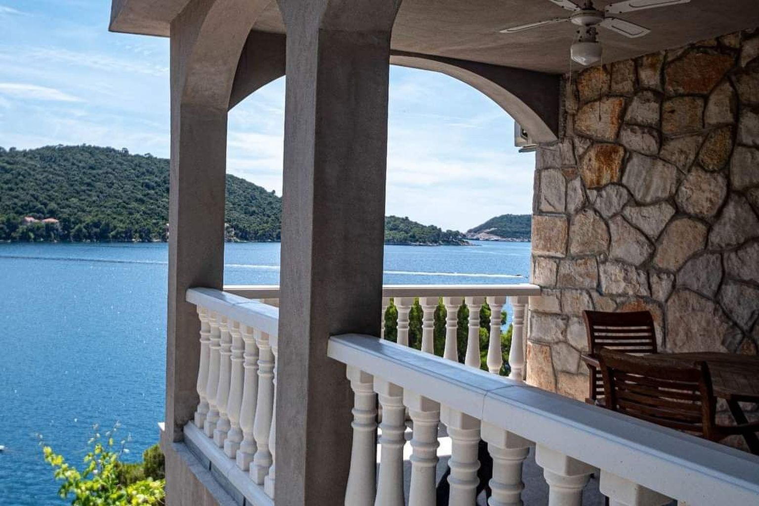 숙박 시설 구내