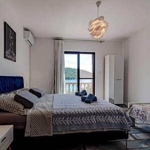 Apartment (A1) | In-room safe, iron/ironing board, free WiFi - Apartments Mila (Lastovo)