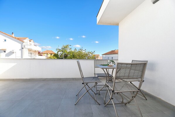 Apartment (A1) | Balcony