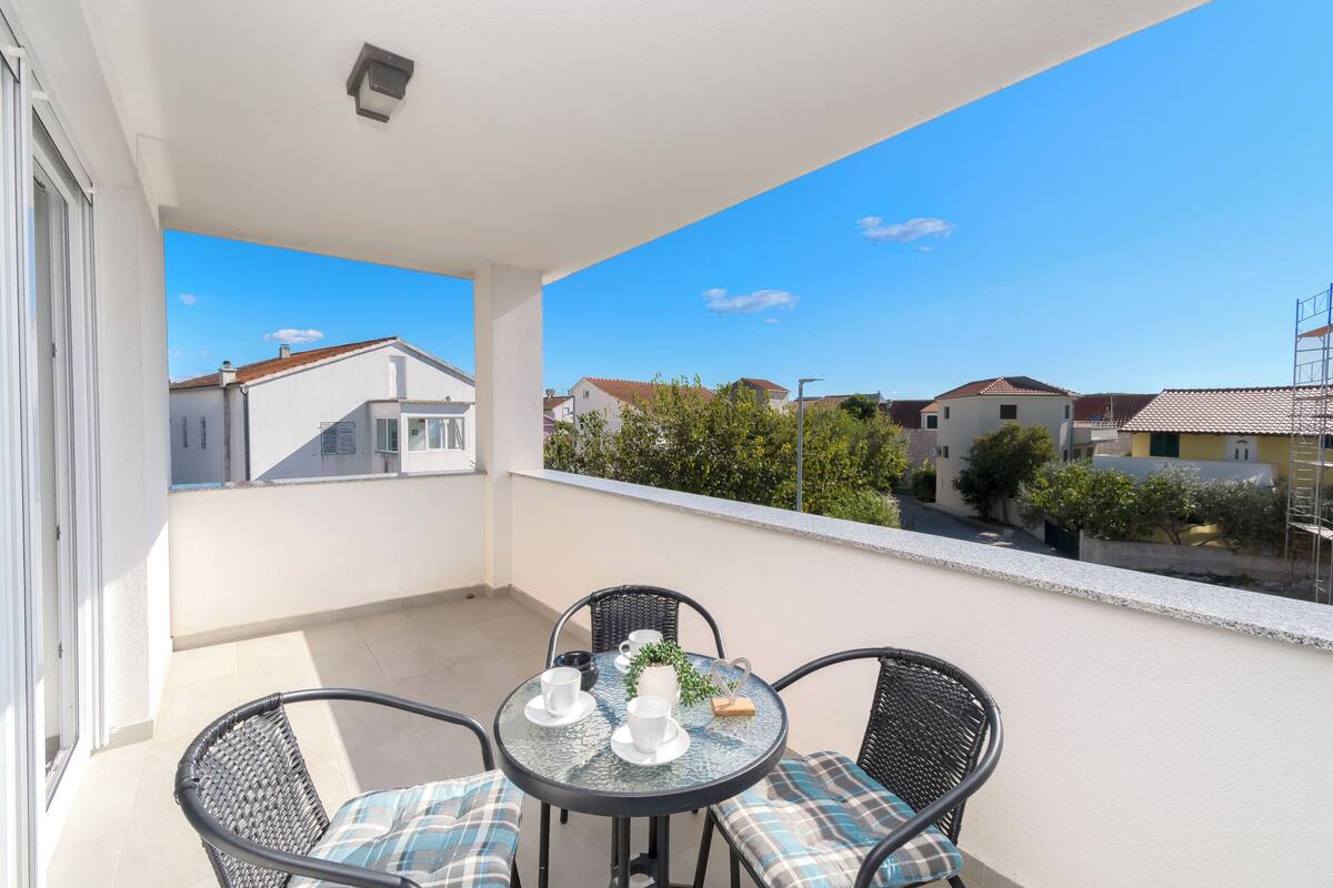 Apartment (A1) | Balcony