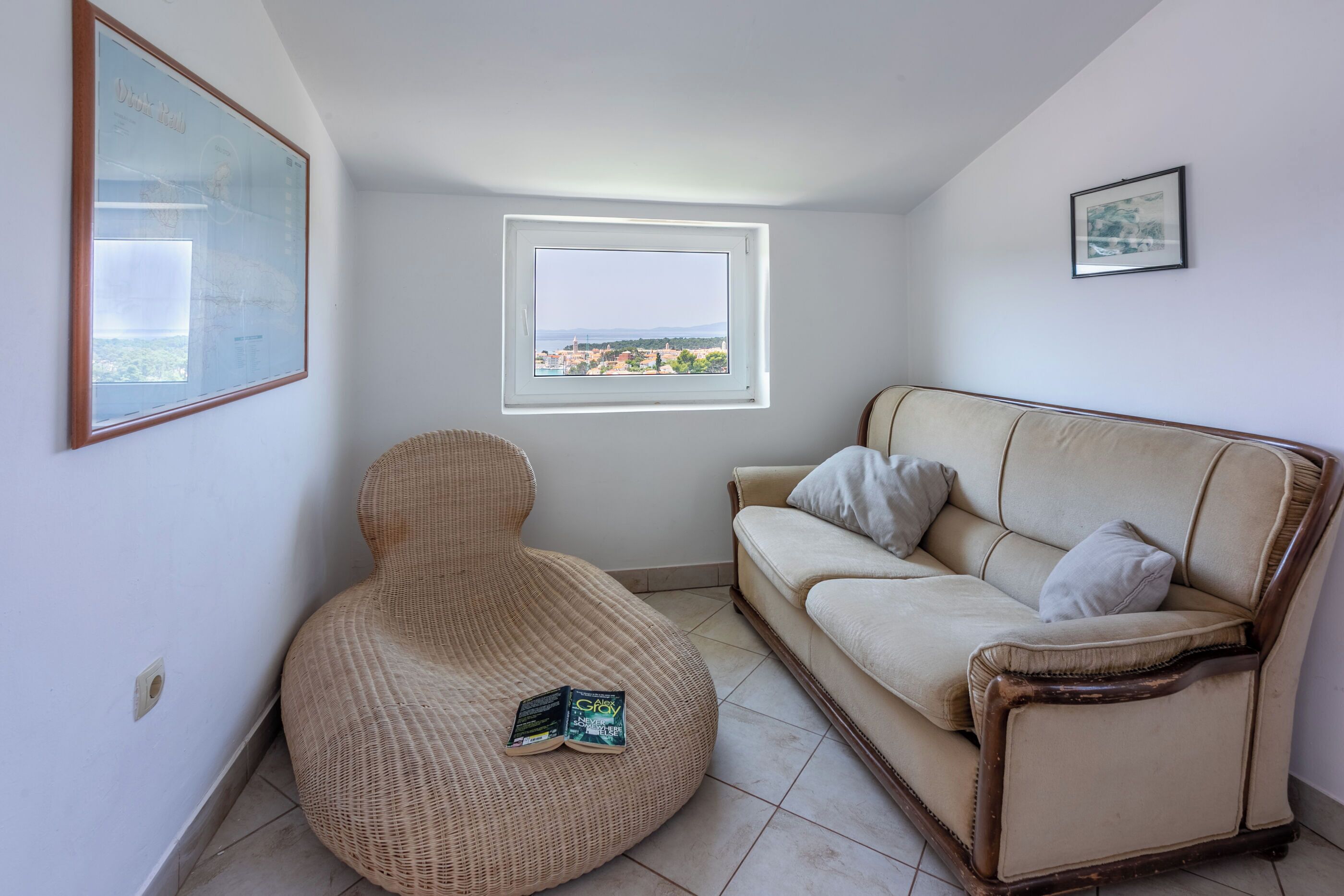 Apartment (A1) | Living room