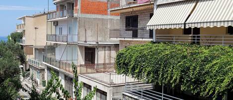 Apartment (A3) | Balkon