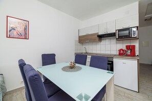 Apartment (A2) | Eigene Küche