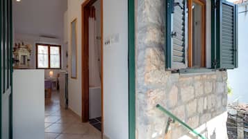 Studio (A2) | Eingangsbereich