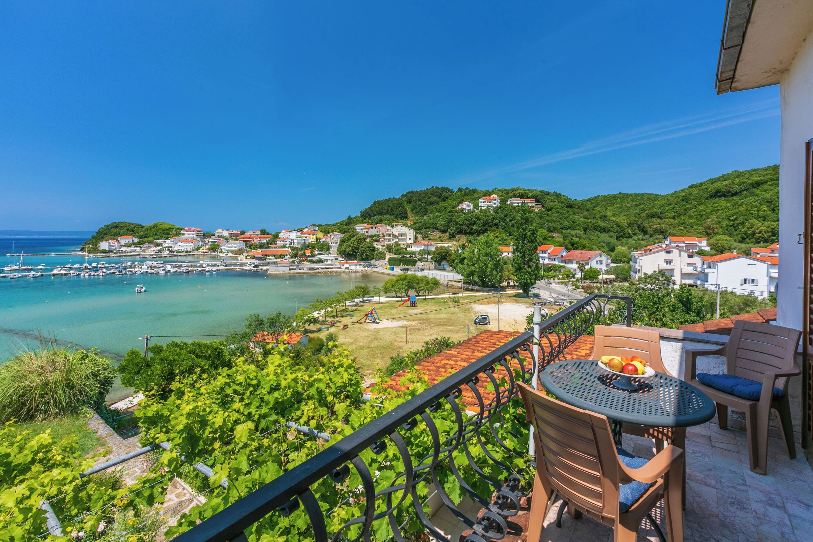 Apartment (A2) | Water view