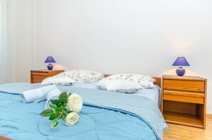 Wifi gratis y ropa de cama 