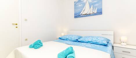 Strykejern/-brett, wi-fi (inkludert) og sengetøy