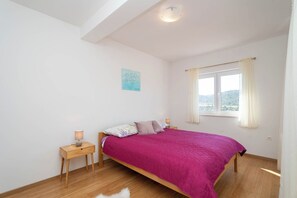 Ferienhaus | Zimmersafe, Bügeleisen/Bügelbrett, kostenloses WLAN