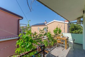 Terrace/patio - Apartments Sklopina (Starigrad)
