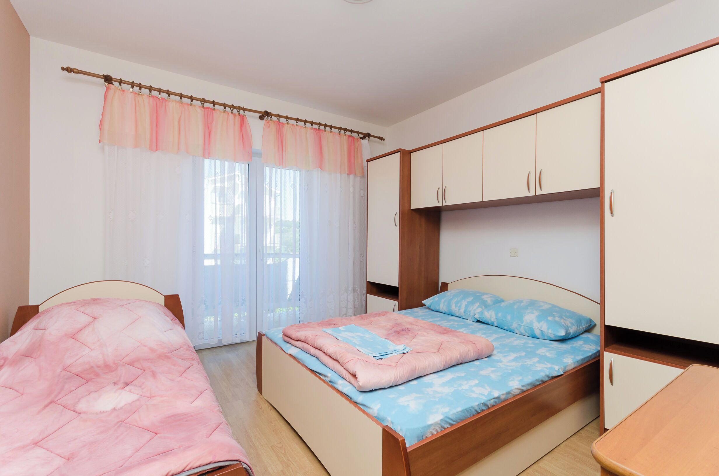 Apartment (A3) | 5 bedrooms, free WiFi, bed sheets