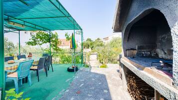Grill-/Picknickplatz