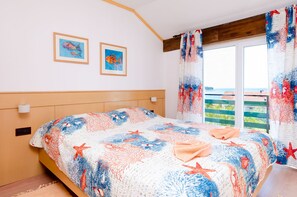 2 Schlafzimmer, kostenlose Babybetten, kostenloses WLAN