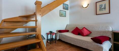 Apartment (A4) | Living room