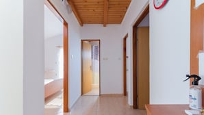 Lorong