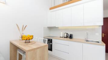 Studio (A2) | Private kitchen | Fridge, espresso maker