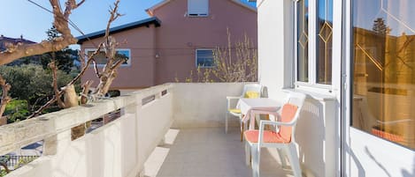 Apartment (A2) | Terrace/patio